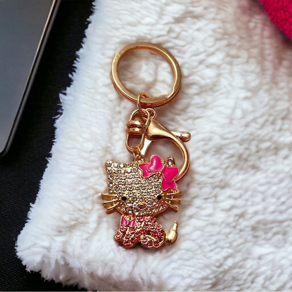 Hello Kitty Pink Gold Rhinestone Keychain NWT - Picture 2 of 2